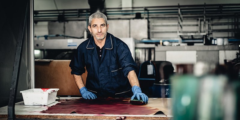 13. ghurka leather making