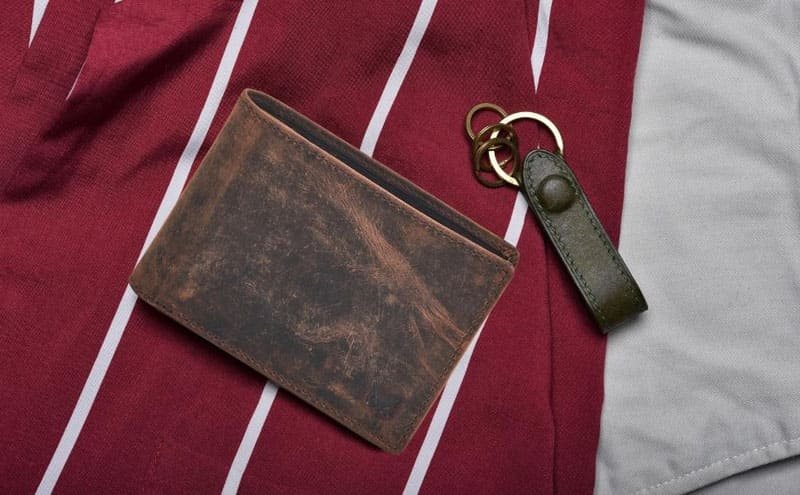 8 how to identify high quality leather in wallets