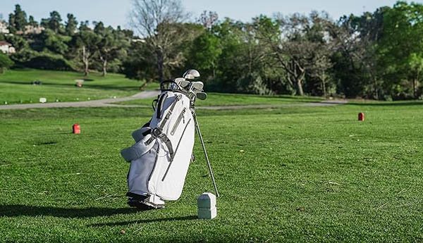 3 how to maintain your golf bag