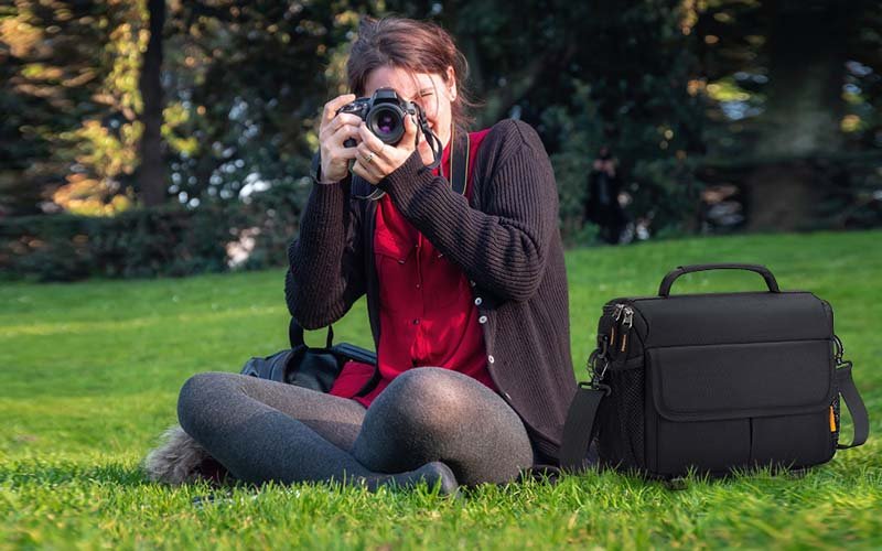 4 popular brands of camera bags for traveling