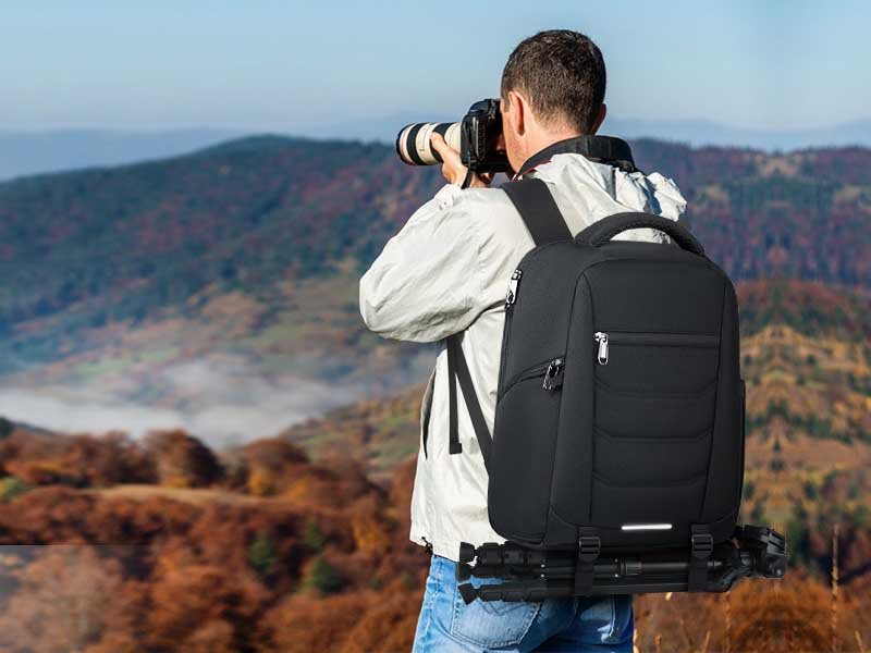 4 the list guide of 12 best camera bags manufacturers in the world