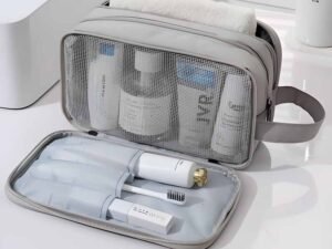 what is a toiletry bag
