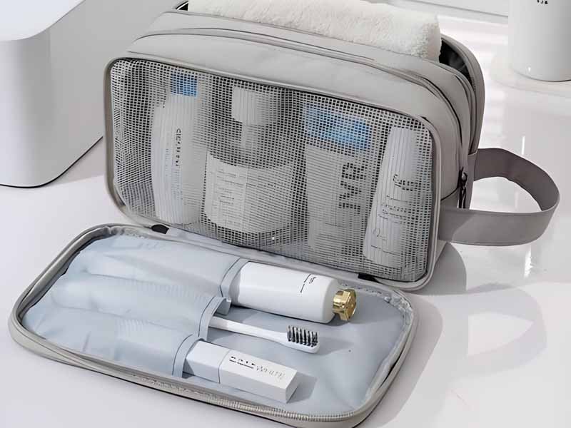 what is a toiletry bag