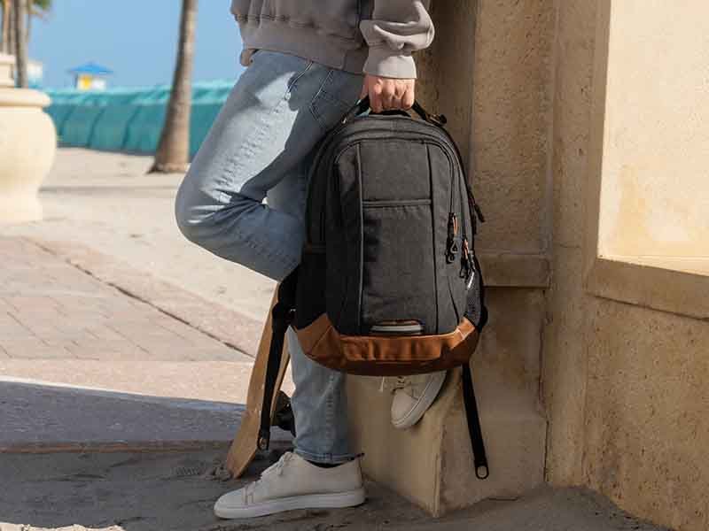 what is the average price for a backpack