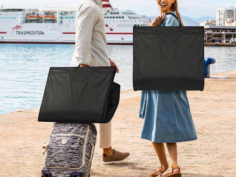 3.what are the advantages and disadvantages of using a garment bag
