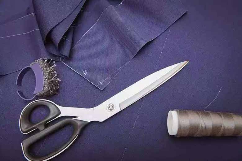 2.what materials are used to make cinch bags