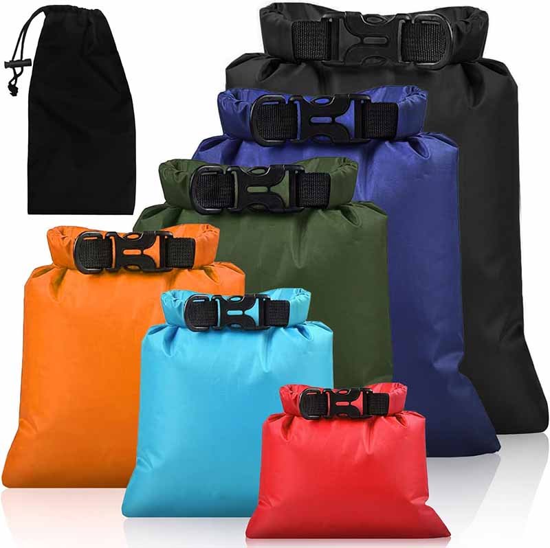 4.how to choose the right capacity and shape of a dry bag