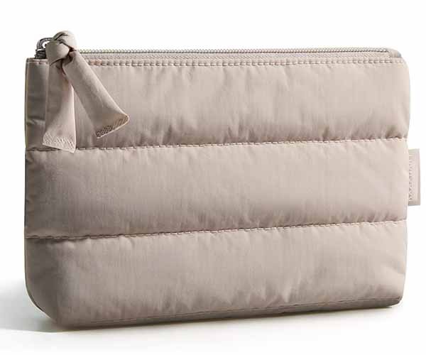 5. flat & minimalist cosmetic pouches