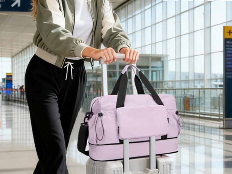 How to Design Carry-On Duffle Bags with Trolley Sleeve