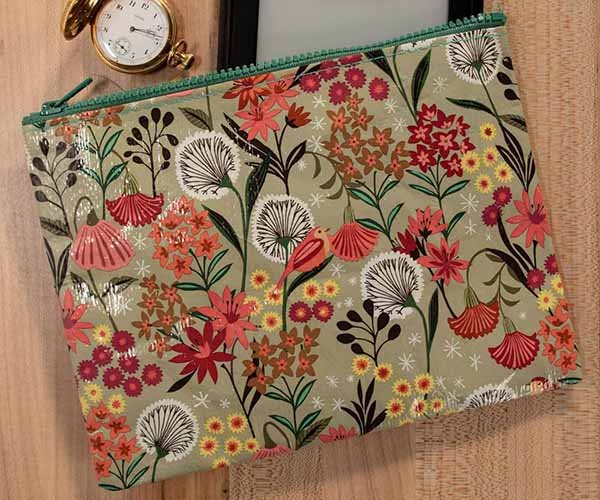 6. low moq recycled fabric cosmetic bag program