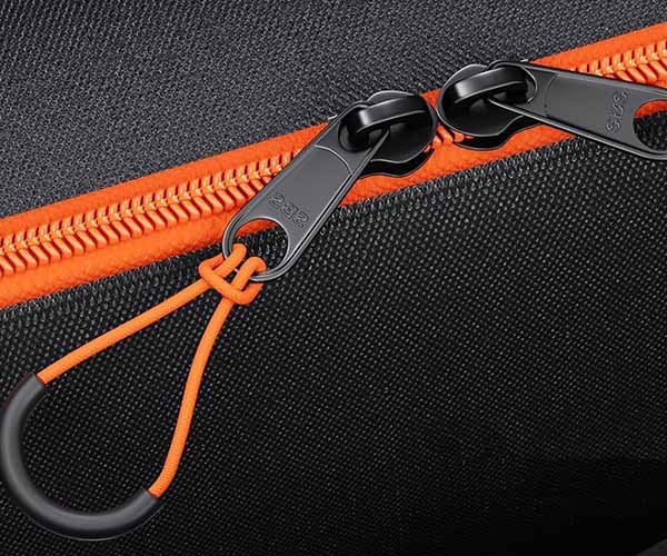1. main zippers