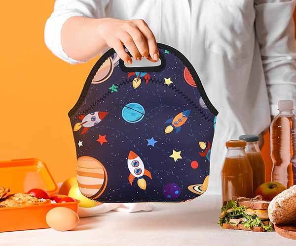 2. neoprene lunch bags