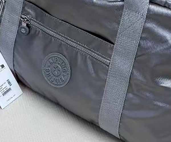 5. hidden pocket